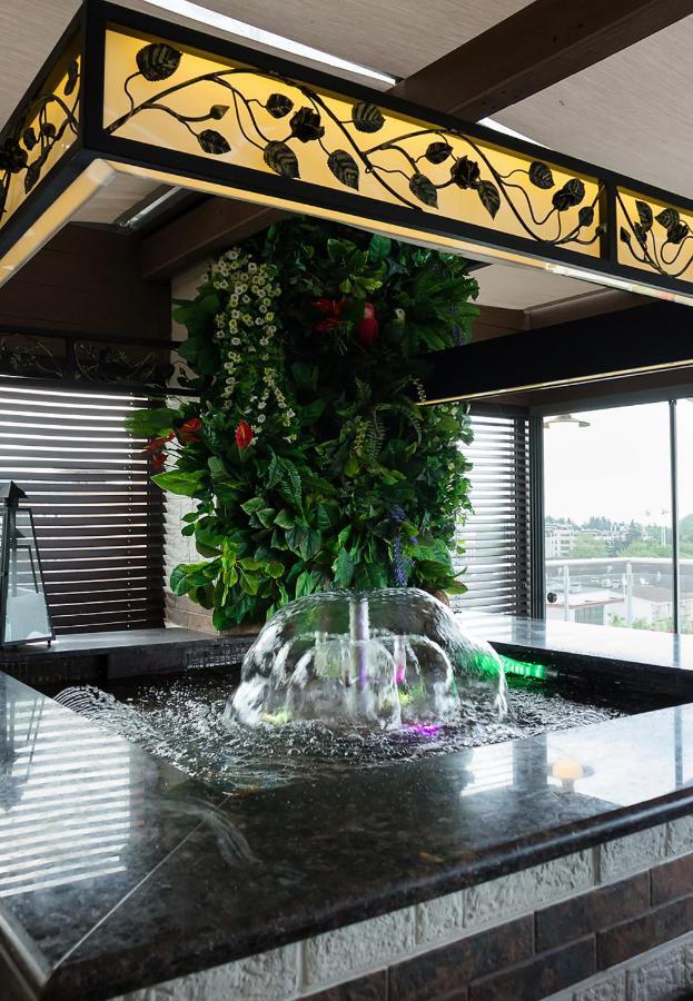 דירות סנט קונסטנטין והלנה Under The Stars - Lux Penthouse With Pool And Terrace By Flat Mаnager מראה חיצוני תמונה