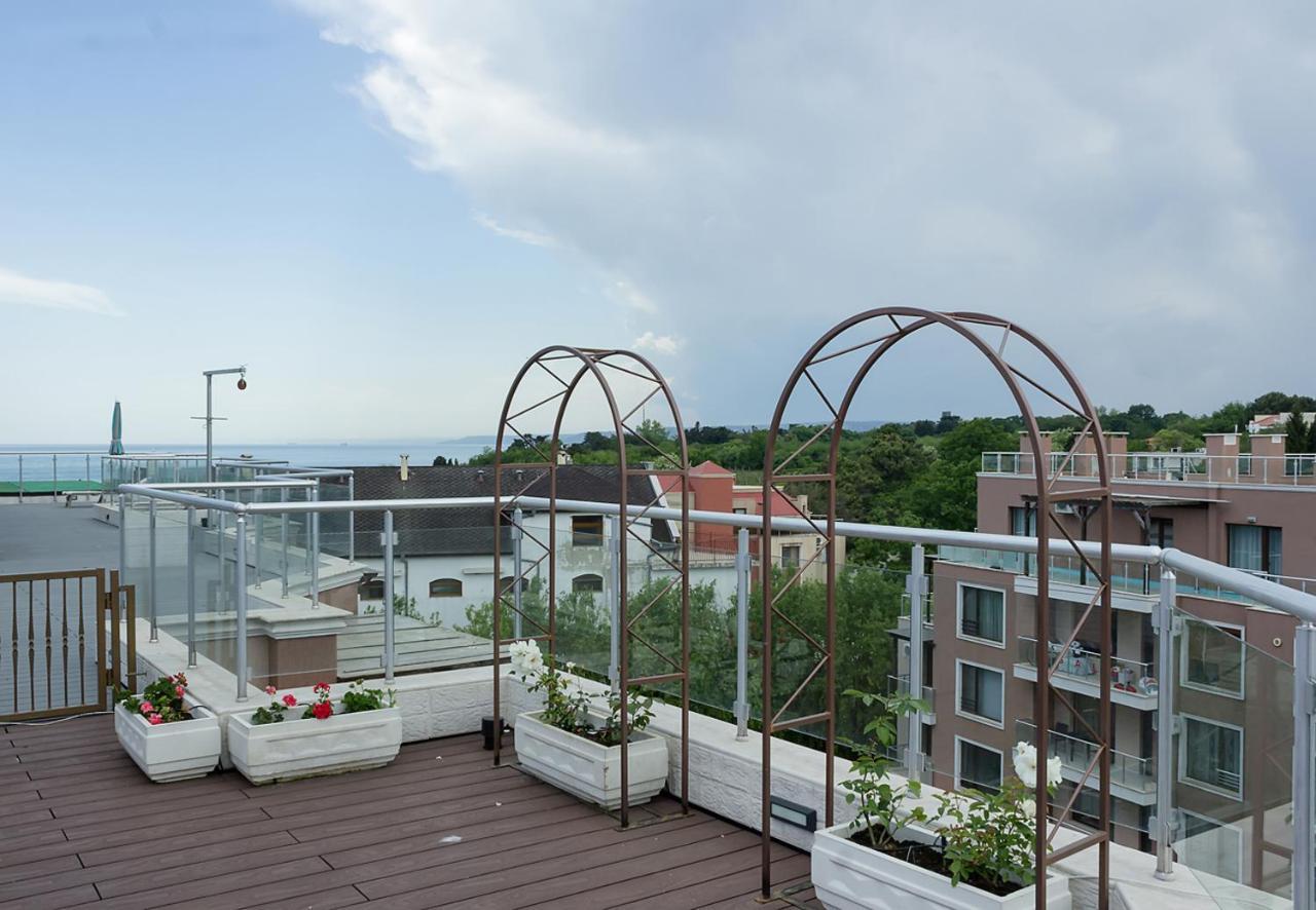 דירות סנט קונסטנטין והלנה Under The Stars - Lux Penthouse With Pool And Terrace By Flat Mаnager מראה חיצוני תמונה